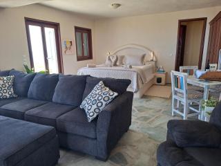 Dorothea Panoramic Villa - 5