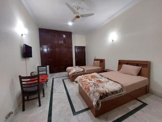 City Home Guest House F8-1 - Islamabad - 6
