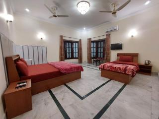 City Home Guest House F8-1 - Islamabad - 8