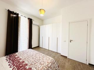 Billy Home - 4