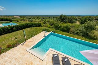 Villa Plava with Panoramic Seaview and big pool - Bale - 8