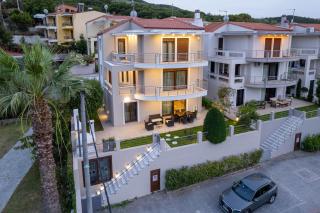 ILIOS Luxury Apartment - Nea Iraklitsa - 1