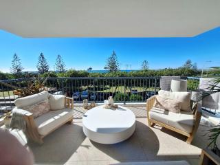 Luxury Personified on Alex - Beach Views 2 Bed - Alexandra Headland - 0