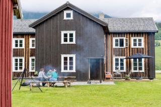 Romsdal Lodge Tømmerhuset - Isfjorden - 7