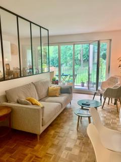 Appartement rénové en bordure de forêt - Clamart - 0