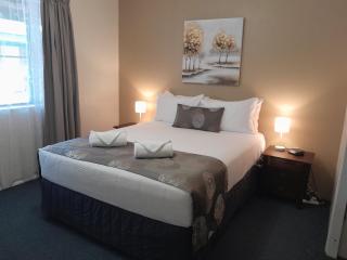 Murray Gardens Motel - 2