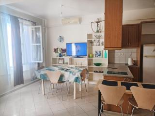 Rethymno, Atsipopoulo neighborhood, whole house for up to 6 people - Rethymno - 0