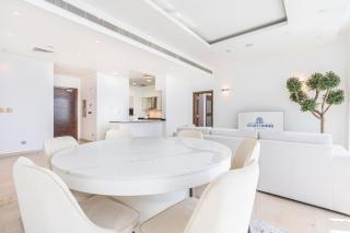 Palm Home next to Nakheel Mall with Private Beach - Dubai - 1