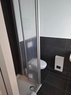 CityOase Magdeburg Studios am Königsweg, Studio 4, WiFi, Stellplatz, Netflix - Magdeburgo - 2