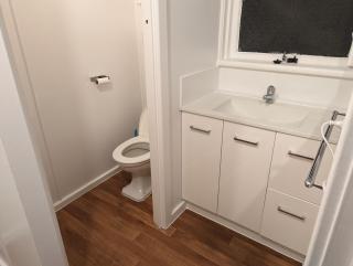 Bayley 1 - Walk to city from 2 bedroom apartment with city and mountain views - Hobart - 4