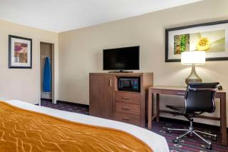 Comfort Inn Midtown - Tulsa - 2