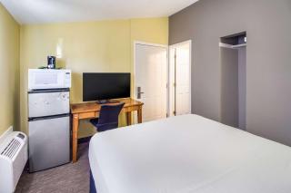 Rodeway Inn Casper - 3