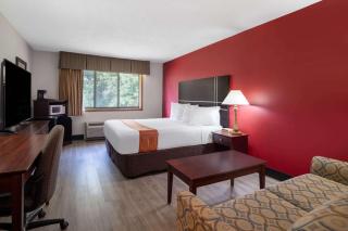 Travelodge by Wyndham Merrill - 3