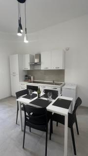 Vico Ventitrè 1 - 7