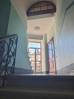 City heart, bright, loft view, free parking - Riga - 3