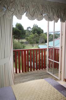 Swansea Cottages & Lodge Suites - 9
