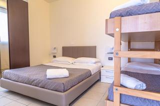 Hotel Avana Fronte Mare - Riccione - 5