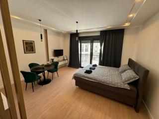 Epicenter Suite - 9
