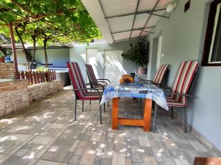 Apartments Pavao 1402 - Pula - 2