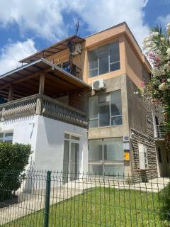 Apartmani Ema - Sutomore - 8