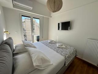 A18 Just renovated 3BD Luxury - Athen - 1
