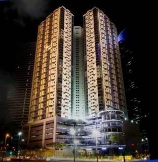 Fort Victoria affordable Loftstyle 2BR - 1