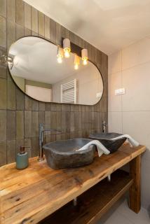 Farmhouse Chalet Apartments - 3