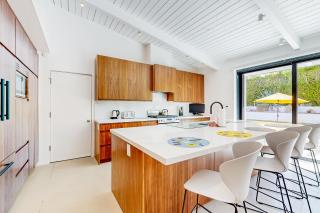 Palm Springs Luxury Retreat - 4