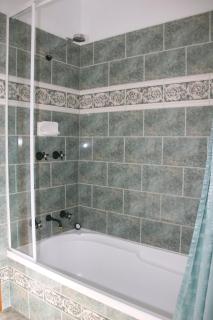 Swansea Cottages & Lodge Suites - 6