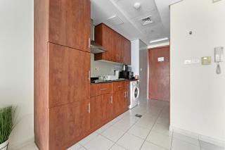 StoneTree - Spacious Studio - Stunning Lake View - 5