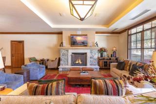 Great Bear Lodge 206 by East West Hospitality - Truckee - 0