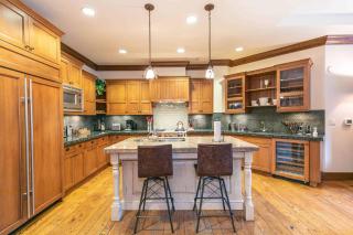 Great Bear Lodge 302 by East West Hospitality - 5