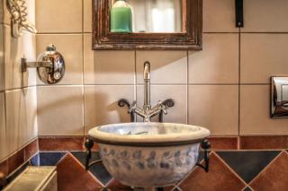 Mythos Guesthouse - 2