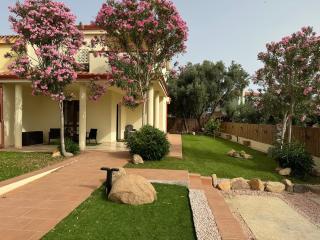 Villa Oliva in Quartu Sant Elena, Capitana, with big Garden and Sea view! - Capitana - 9