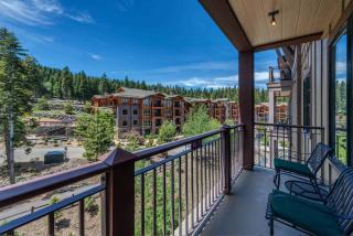 Iron Horse Lodge South 406 by East West Hospitality - Truckee - 3