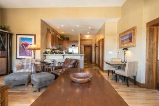 Iron Horse Lodge South 502 by East West Hospitality - Truckee - 4