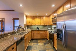 Iron Horse Lodge South 209 by East West Hospitality - Truckee - 7