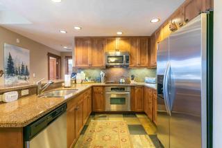Iron Horse Lodge South 401 by East West Hospitality - Truckee - 7