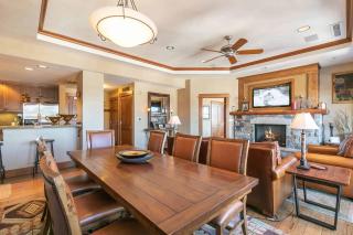 Iron Horse Lodge South 401 by East West Hospitality - Truckee - 2