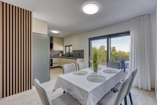 Luxury Apartment LIGHT - 4