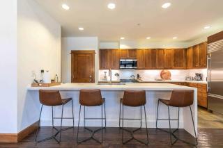 Iron Horse Lodge North 302 by East West Hospitality - Truckee - 2