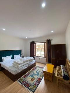 Dolker Homestay - 0