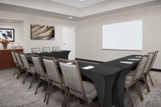 Courtyard by Marriott Hattiesburg - Hattiesburg - 4