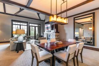 One Village Place 502 by East West Hospitality - Truckee - 7