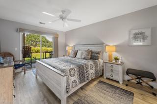 55A 4th Hole Retreat at True Blue condo by Peace Vacations - Pawleys Island - 4