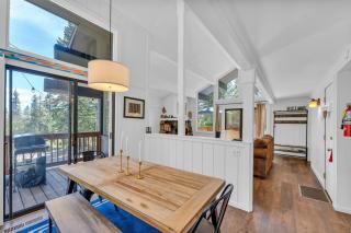 Bright 3BR Near Kings Beach and Northstar - 8