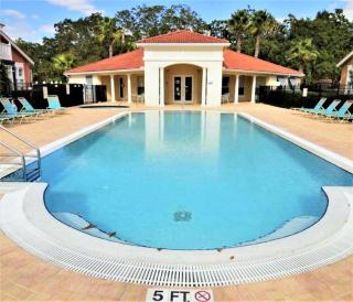 4 Bedroom villa in Lake Berkley, Private Pool Fantastic View, Free WiFi, Theme Parks All Around! - Kissimmee - 1