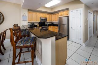 SMP #202 Upscale 3 BR Beachfront Condo-Sleeps 10! - Fort Walton Beach - 2