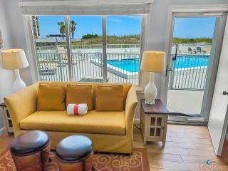 Cozy Studio Beachfront Condo - Romantic Getaway! - Fort Walton Beach - 9