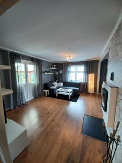 Villa Hultsfred, Vimmerby, Småland, Schweden - 1